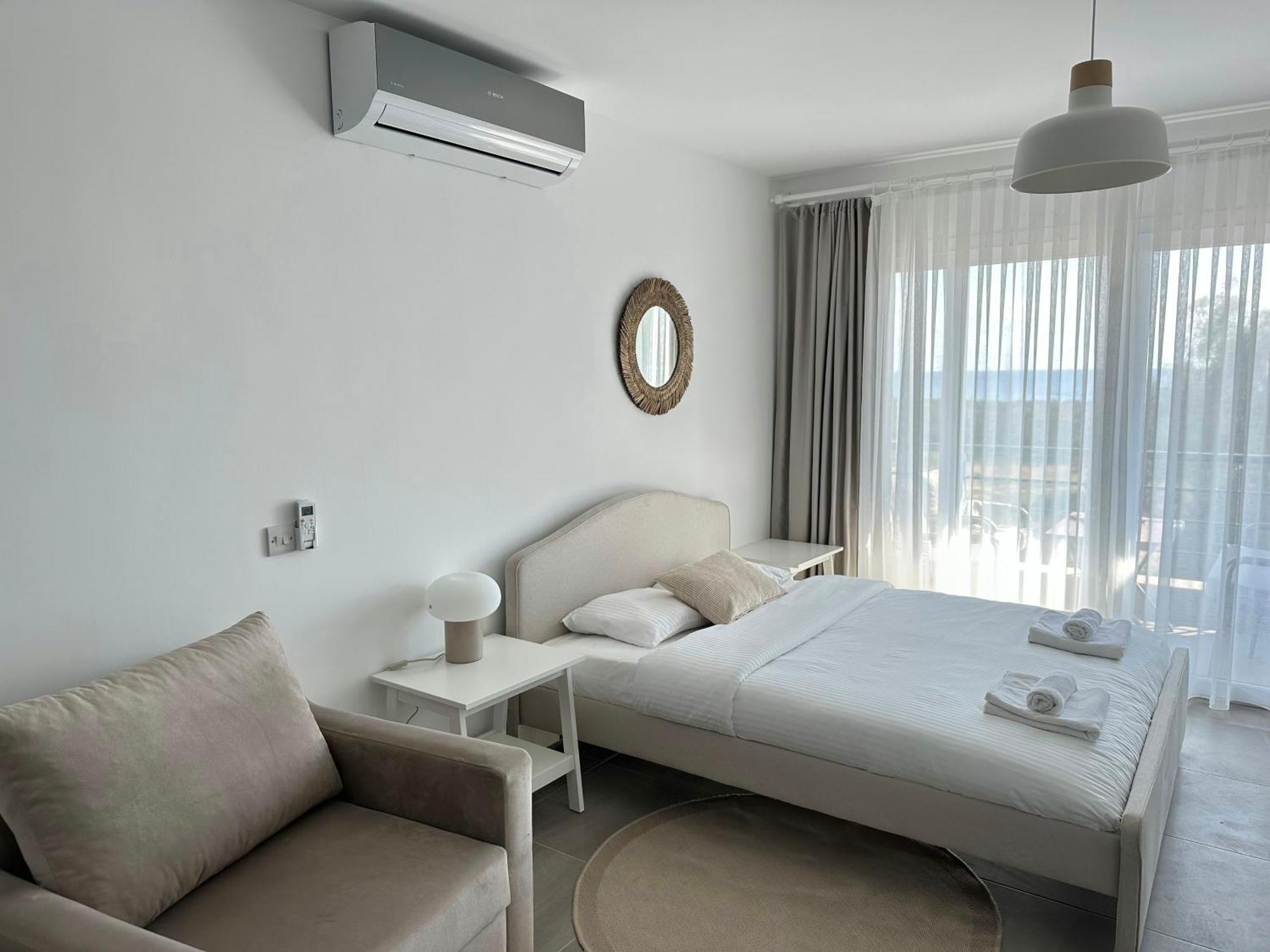 Relaxing Apartaments Near The Sea Vokolidha Экстерьер фото